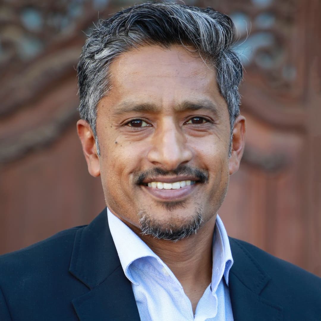 Dr Shaheem de Vries
